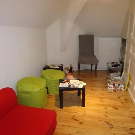 Maison De Maitre Restauree A Saint-flour, Grand Jardin Prive, Wifi, Tout Confort - Fr-1-742-351 *