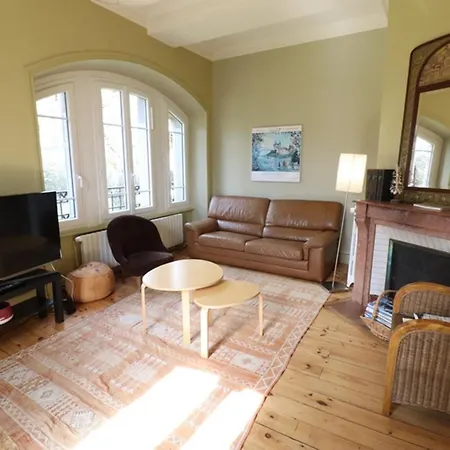 Maison De Maitre Restauree A Saint-flour, Grand Jardin Prive, Wifi, Tout Confort - Fr-1-742-351 Сasa de vacaciones Saint-Flour (Cantal)